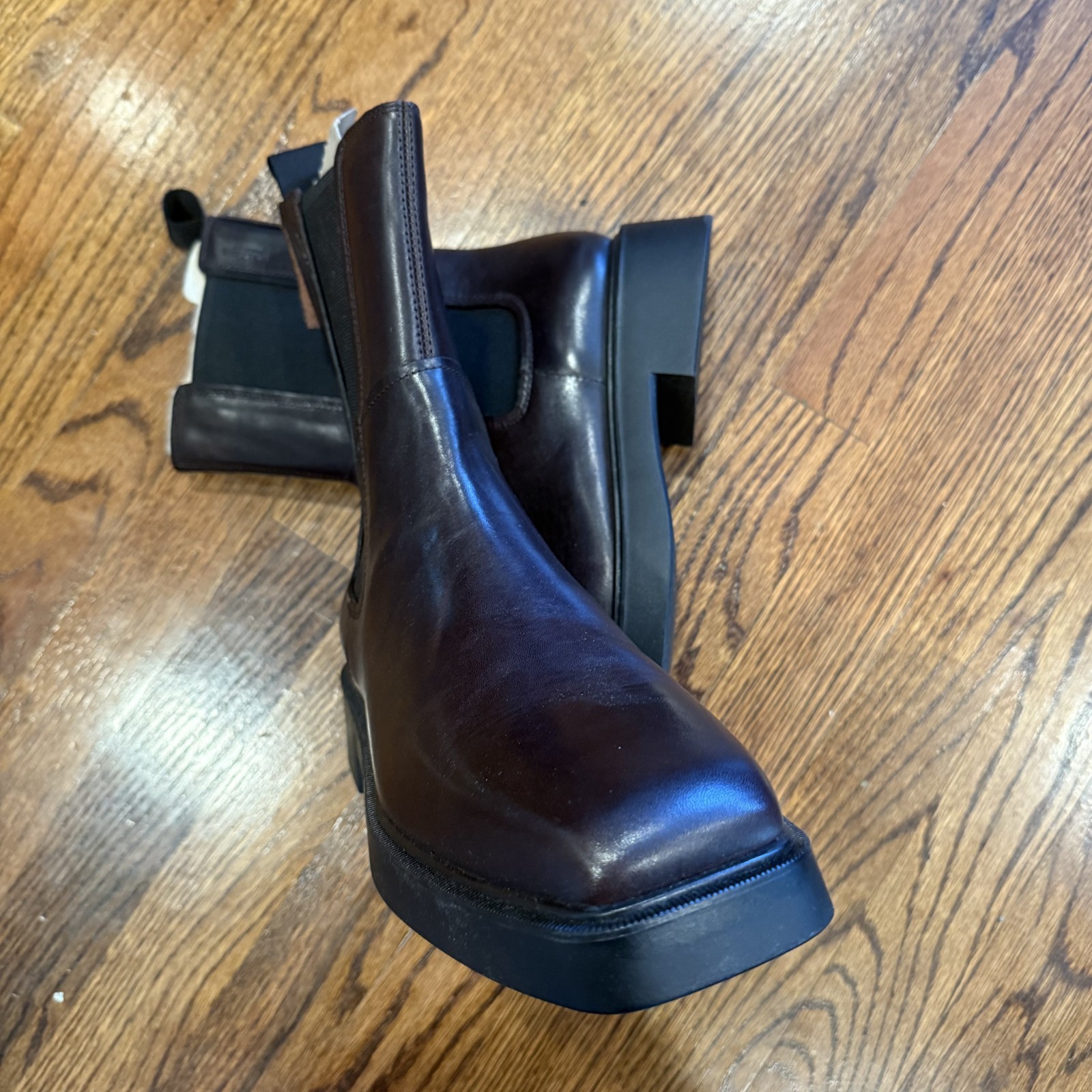 Vagabond Dorah Pointed Toe Leather Chelsea Women’s Boot In Black US 11 UK 8 EU 4