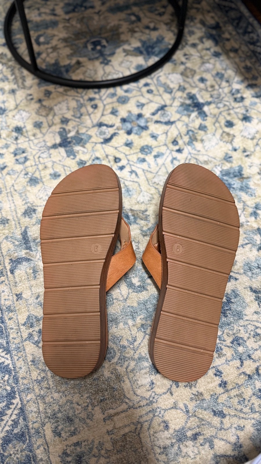 Corkys Ring My Bell Women’s Tan Thong Sandals in Cognac Sz 6