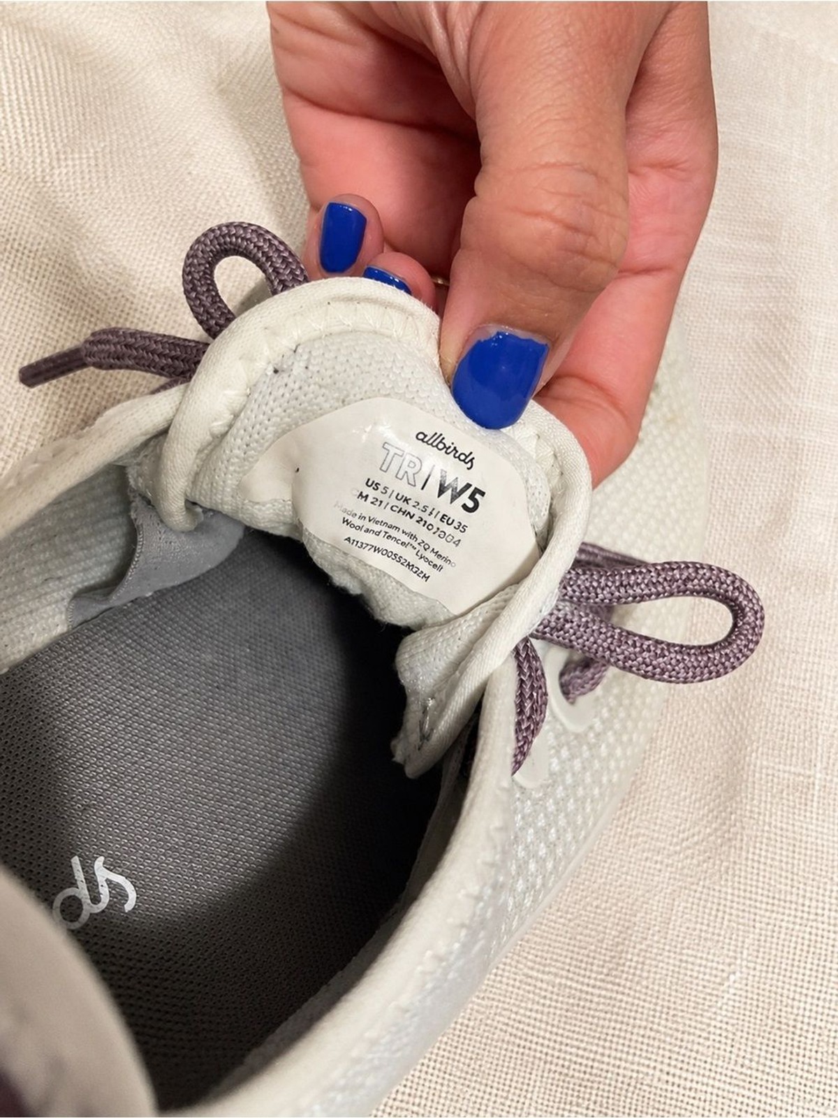 allbirds women’s tree runners white sneakers size 5 purple laces