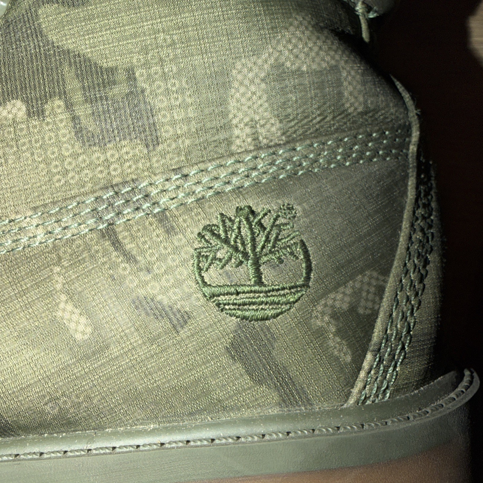 Timberland Premium Timberdry Fabric Boot Green Camo Womens Girls Size 5