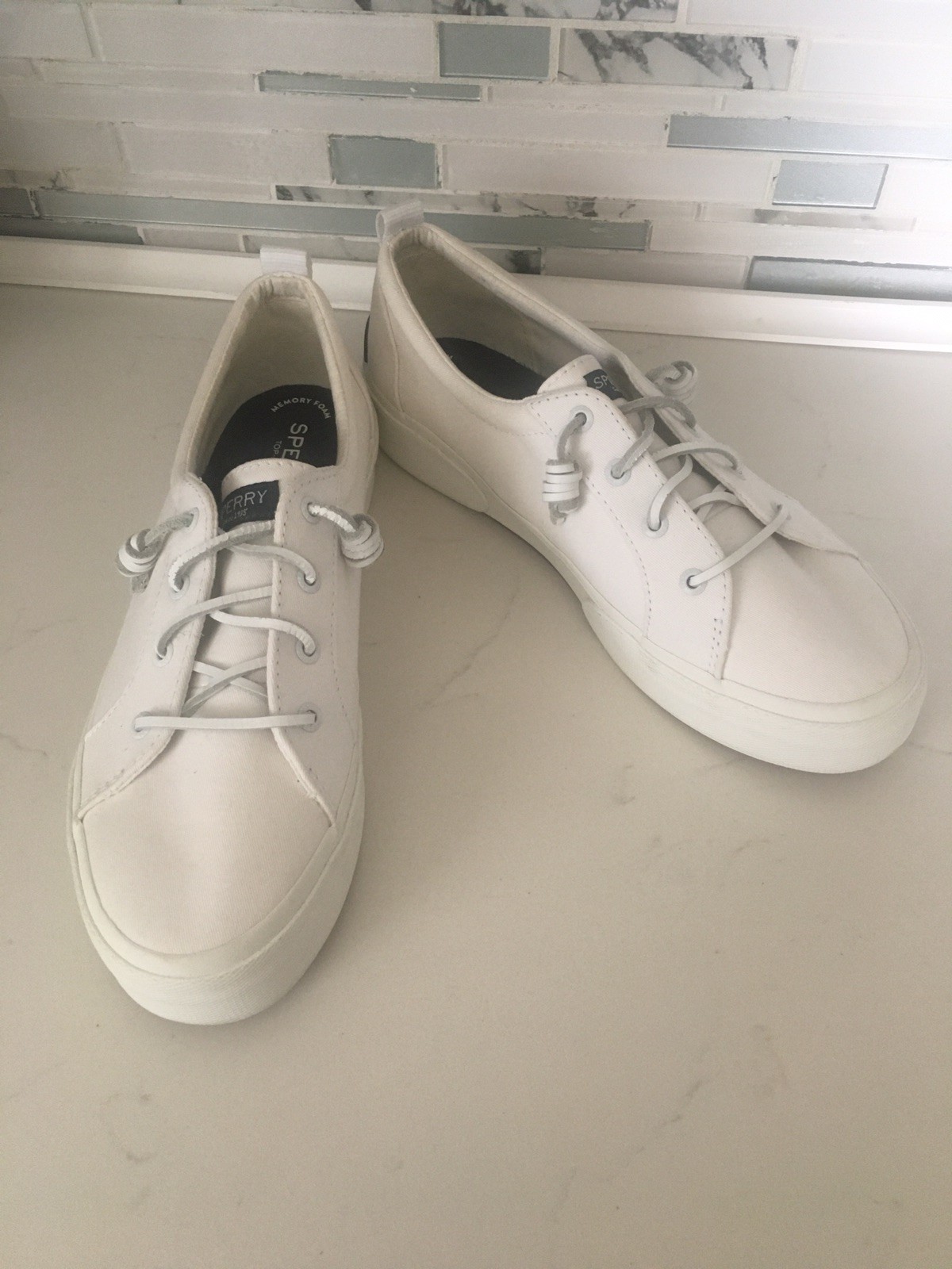 Sperry Pier Wave sneakers 9.5 White