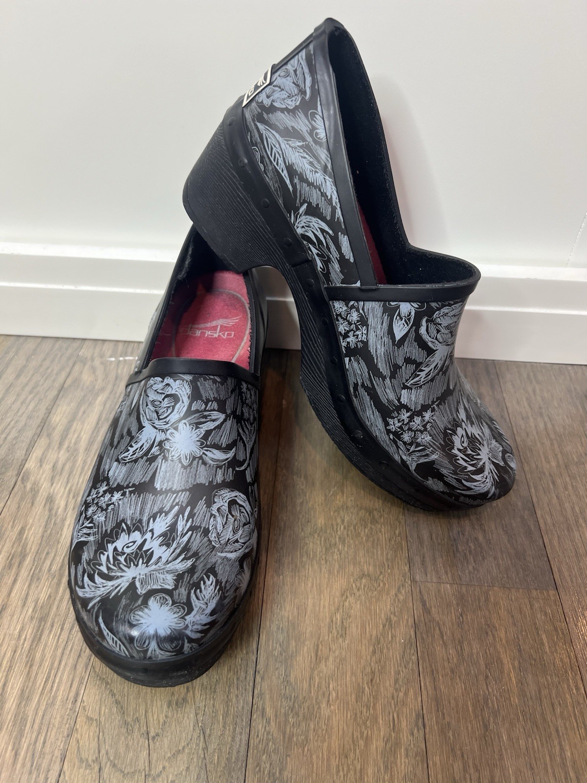 Dansko Richelle Floral Clog Waterproof Slip On Rain Garden Shoes Size 37 Black