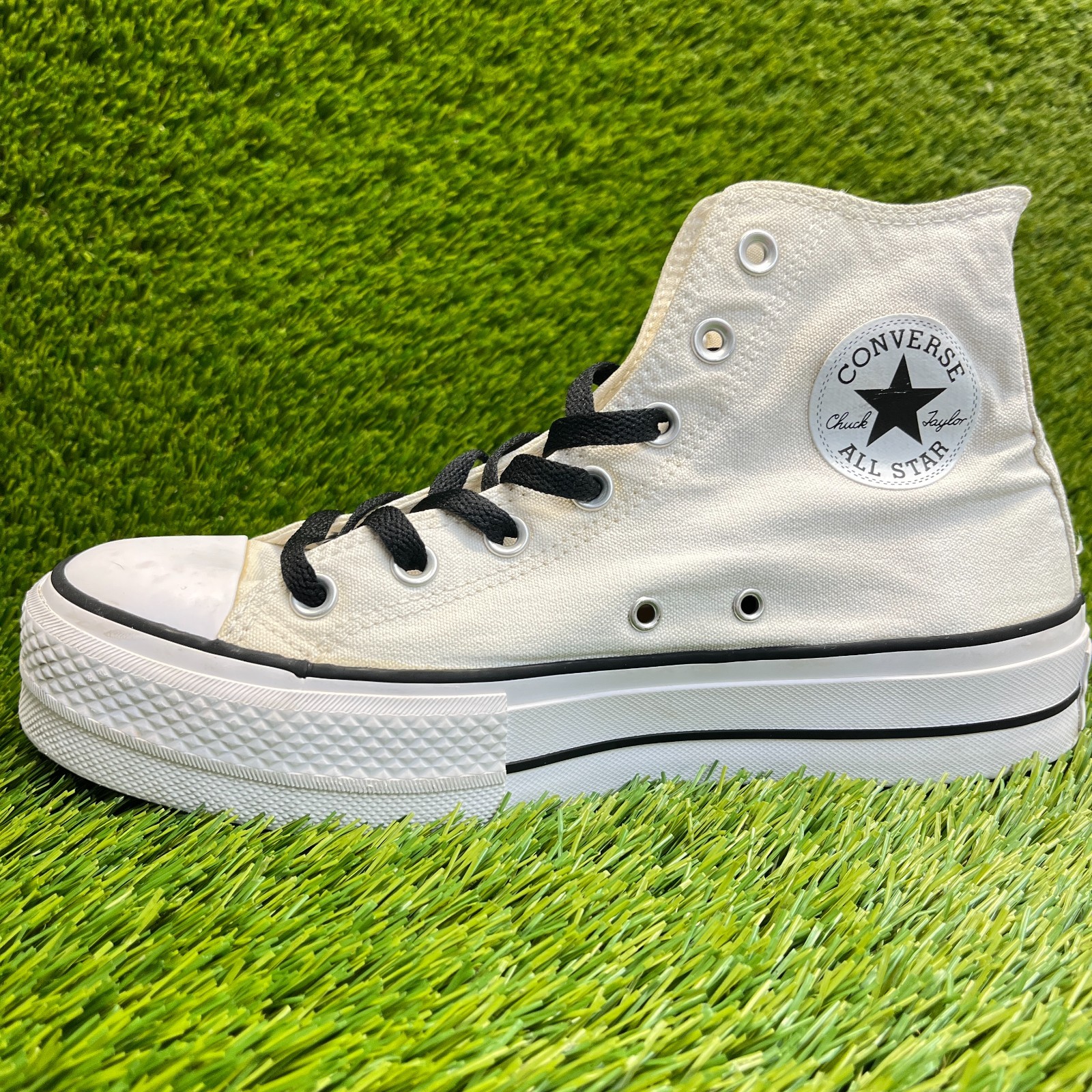 Converse Chuck Taylor All Star Lift High Womens Size 9 Athletic Shoes Sneakers