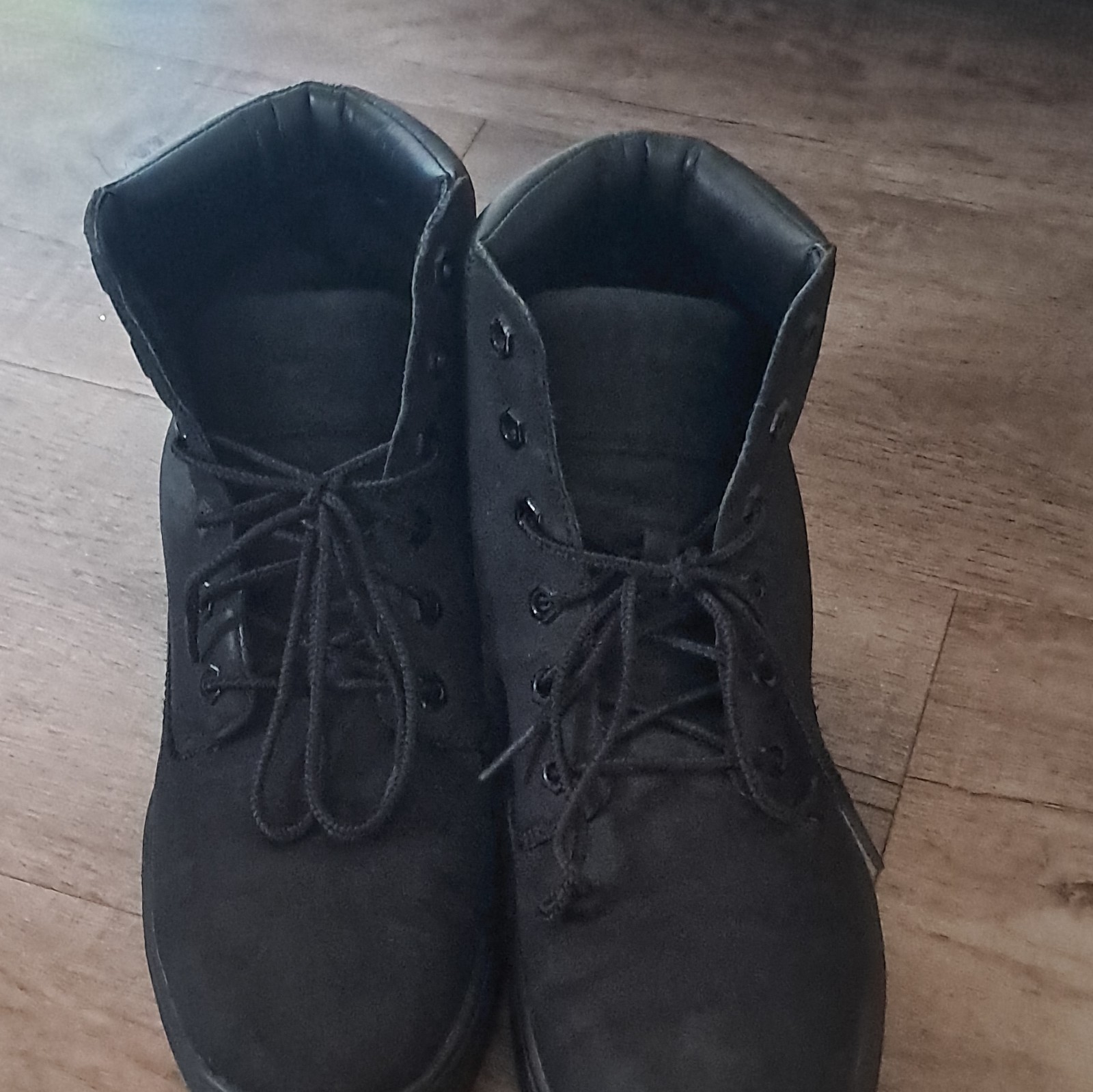 Timberland Women’s Linden Woods 6-Inch Waterproof Boots Black Nubuck Size 9 New