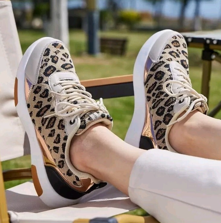 Ortho Comfoot Shoes Womens 5/ 5.5 Fashion Sneakers Cheetah Fabric Lace Up Walk