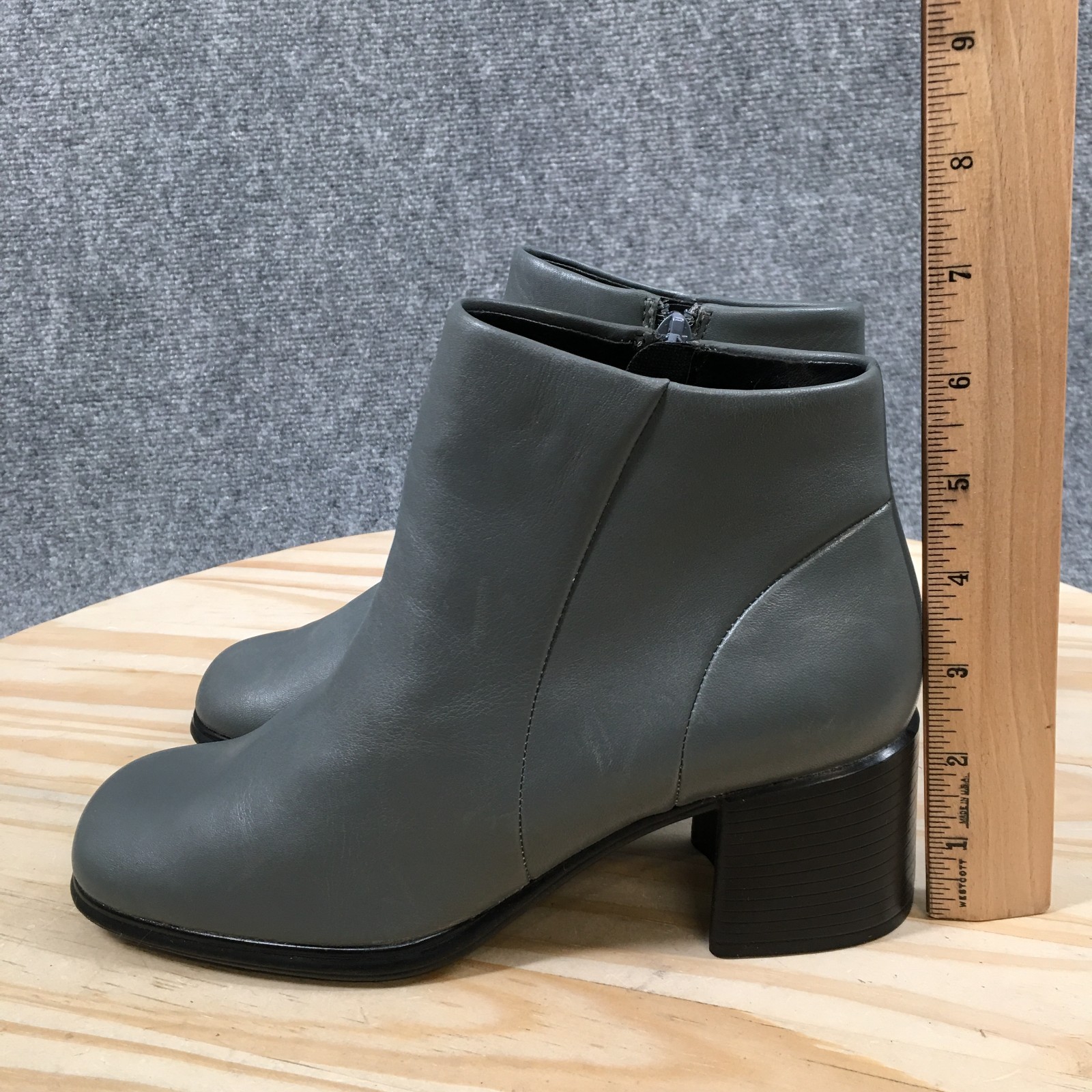 White Mountain Fairchild Boots Womens 8.5 M Ankle Bootie Block Leather Gray NEW