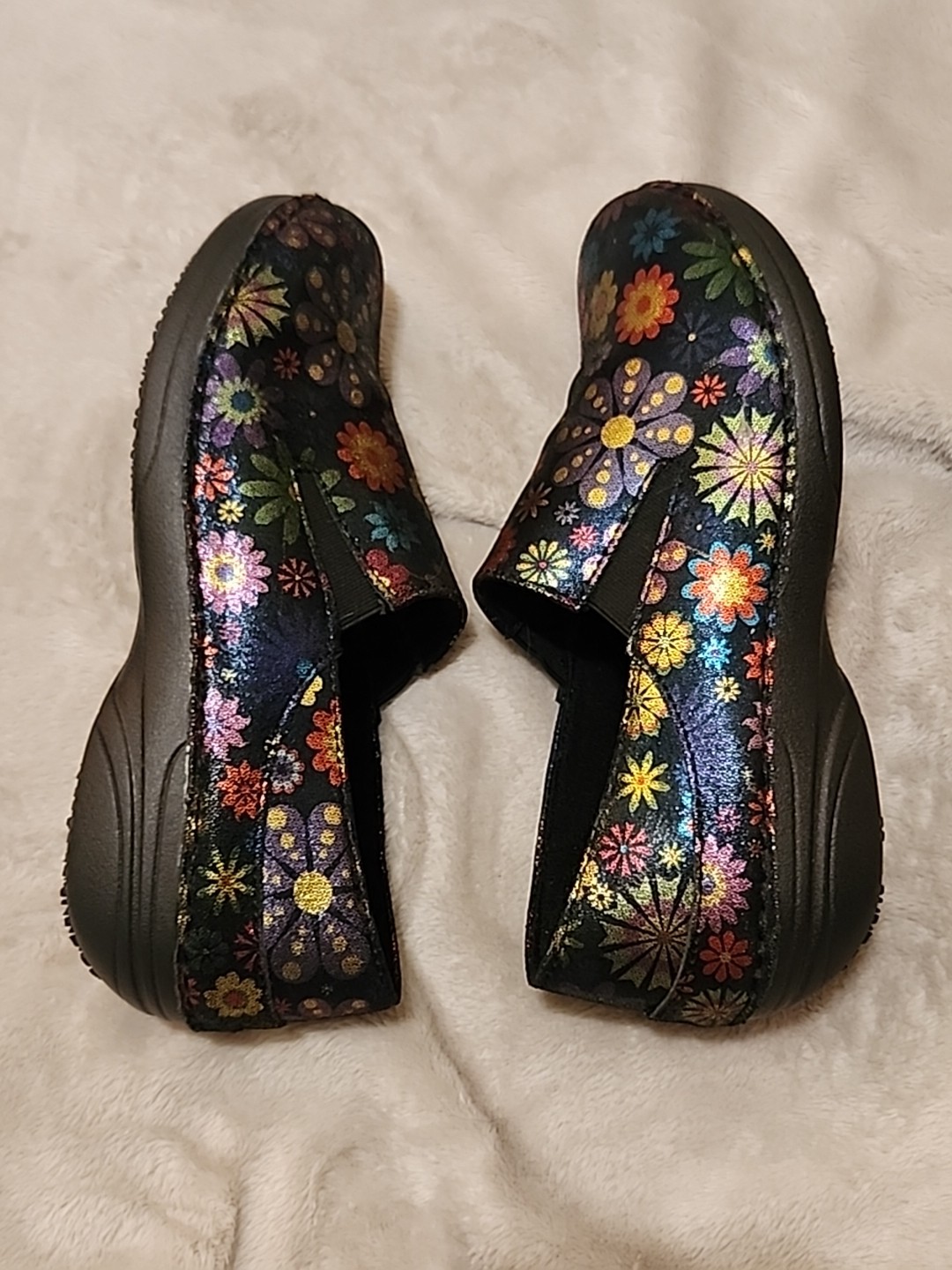 Spring Step Manila Flower Power Black Floral Leather Clogs Size 8.5M Woman’s VGC