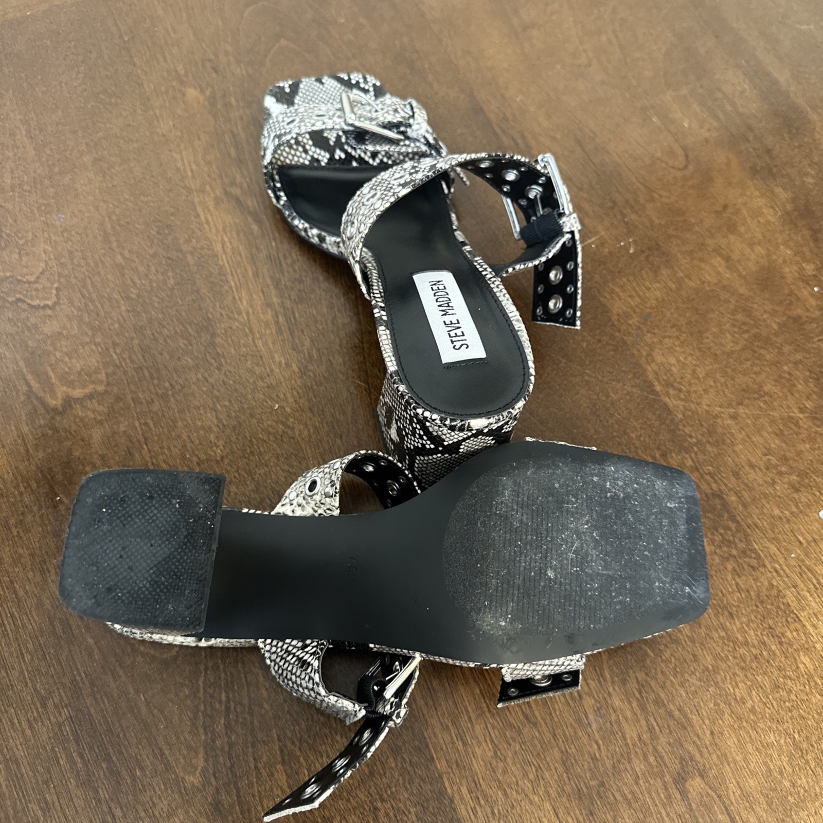 Steve Madden Menna Snake Print Buckle Strap 3.25″ In High Heel Sandals Sz 7.5 M