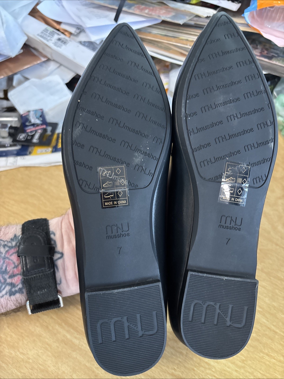 Ladies Size 7 Musshoe Black Flats