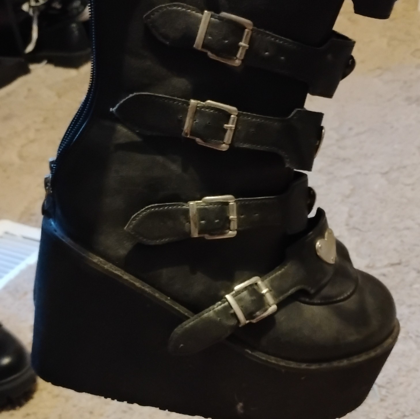 Women’s Black Platform Ankle Boots Round Toe Faux Leather Zip, Size 8.5