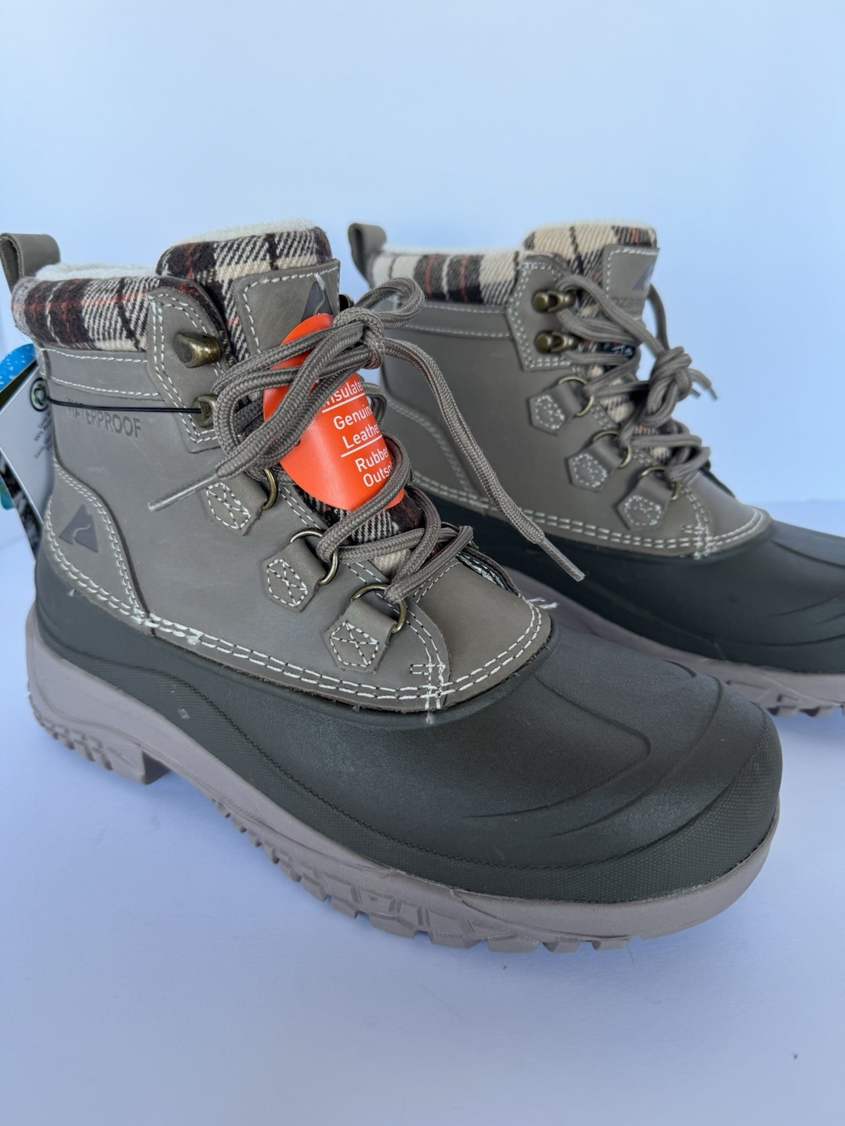 OZARK TRAIL WOMEN’S SNOW BOOTS, 9M, WATERPROOF, 3M THINSULATE, LEATHER NEW