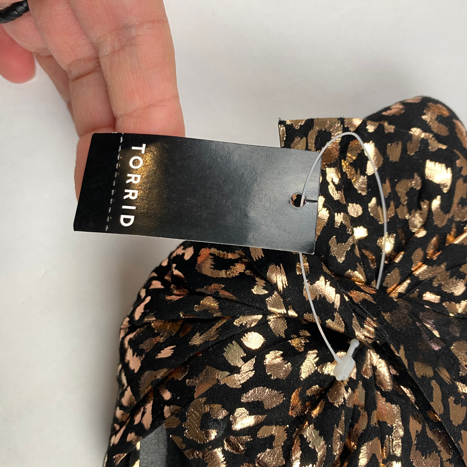 NWT Torrid Flats Black Metallic Gold Bow Leopard Print Shoes Women’s Size 8WW