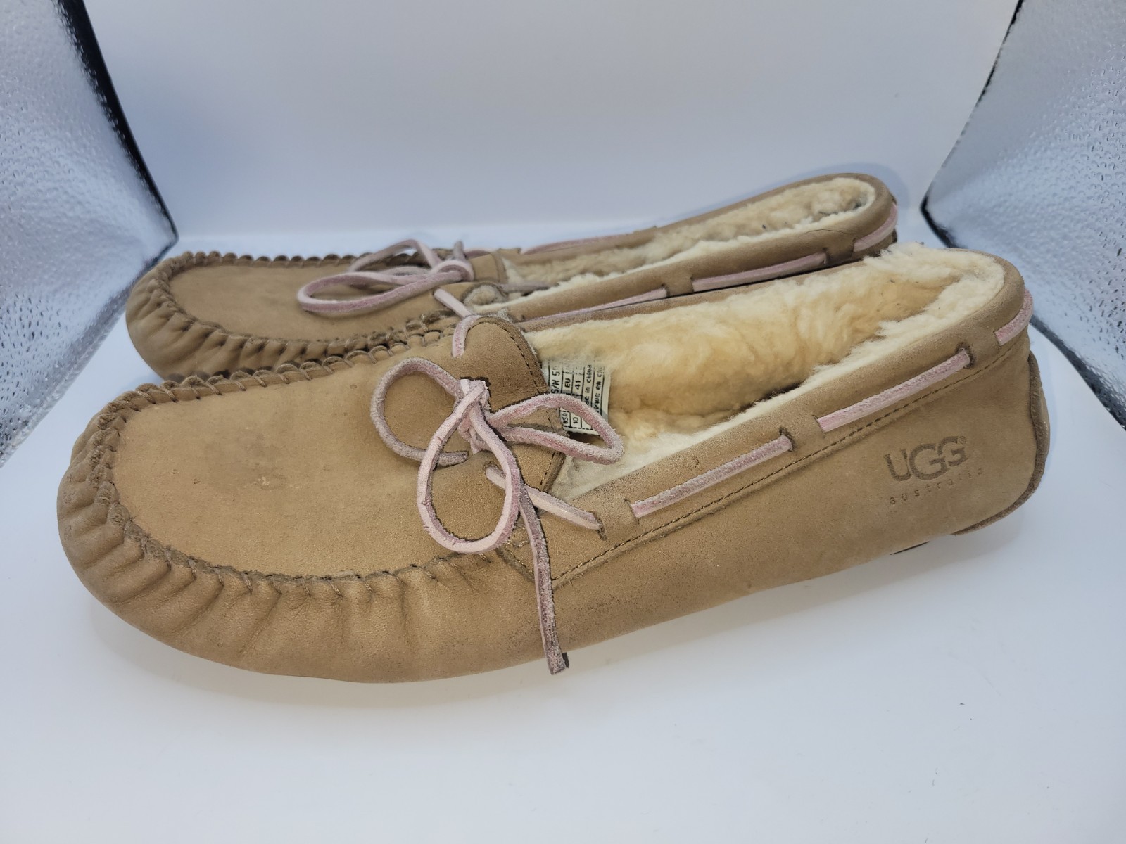 UGG Australia Dakota Moccasin Slippers Waterproof Leather Wool Insole Womens 10