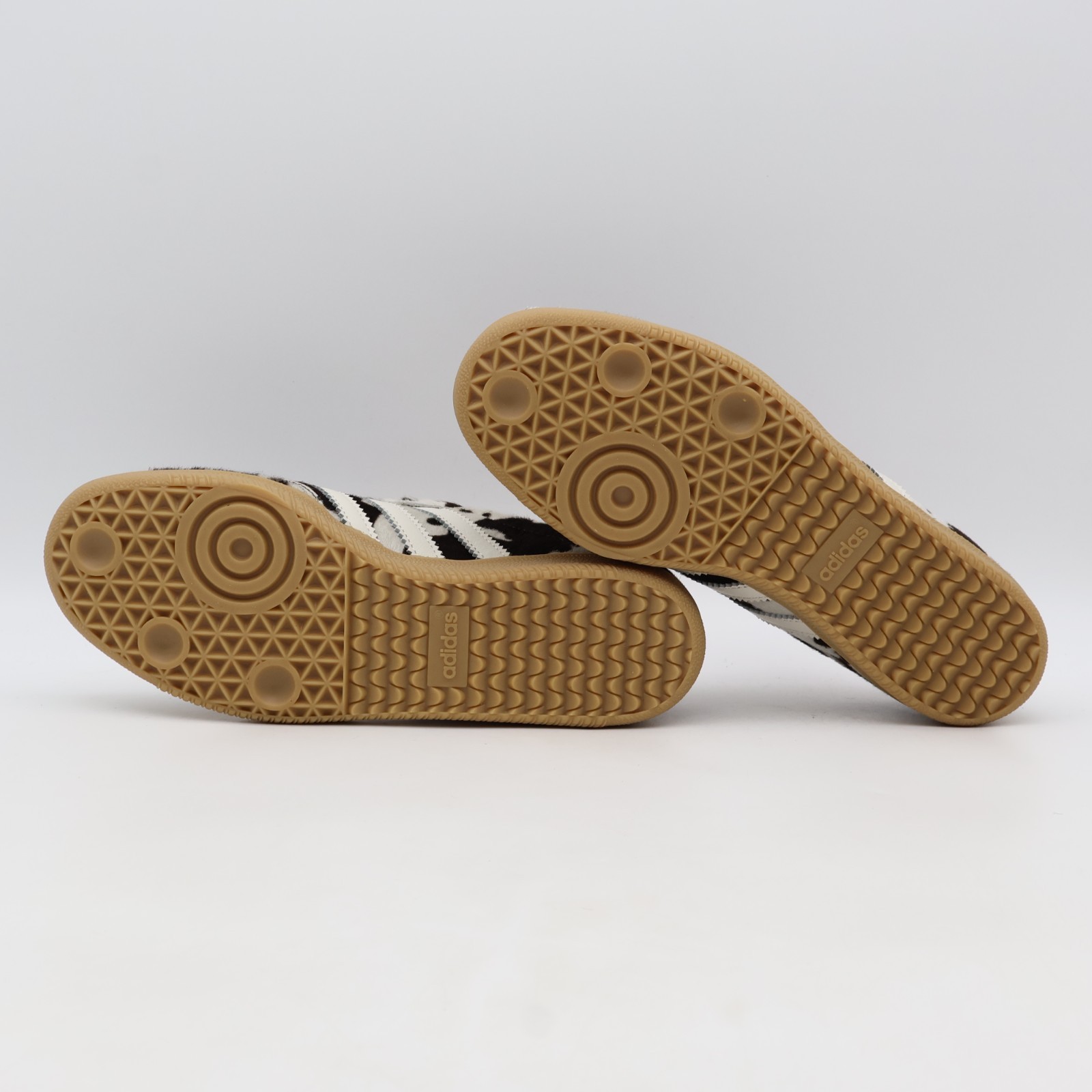 JR1256 adidas Originals Samba OG Cow Print Dark Brown (Women’s)