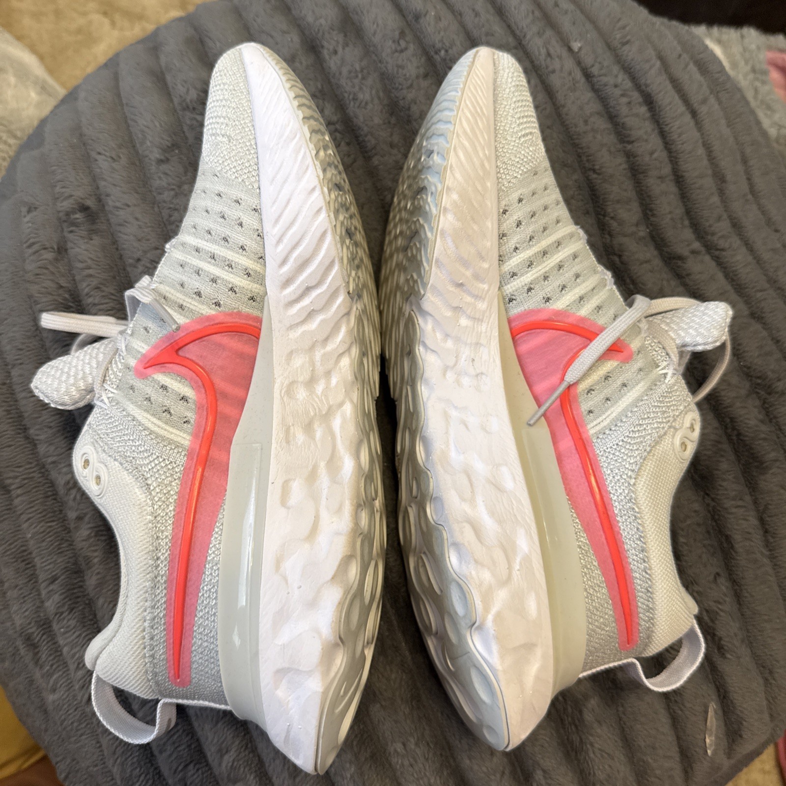 Nike React Infinity Run Flyknit 2 Shoes Platinum CT2423 004 WOMENS Sz 7