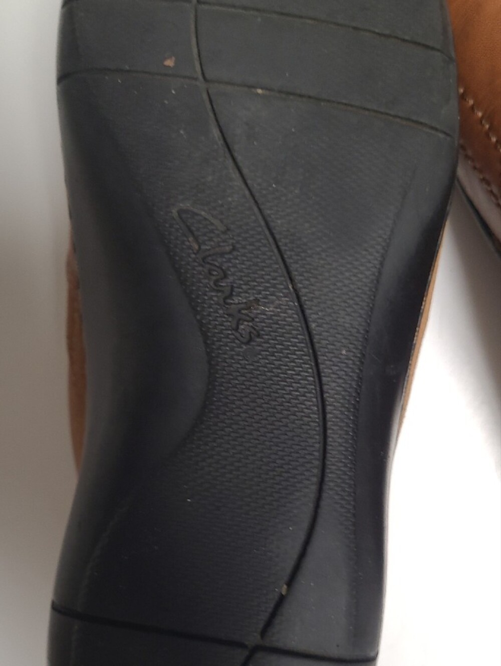Clarks Relano Comfort Casual Leather Shoes – Two-Tone Brown and Tan – Size 7W