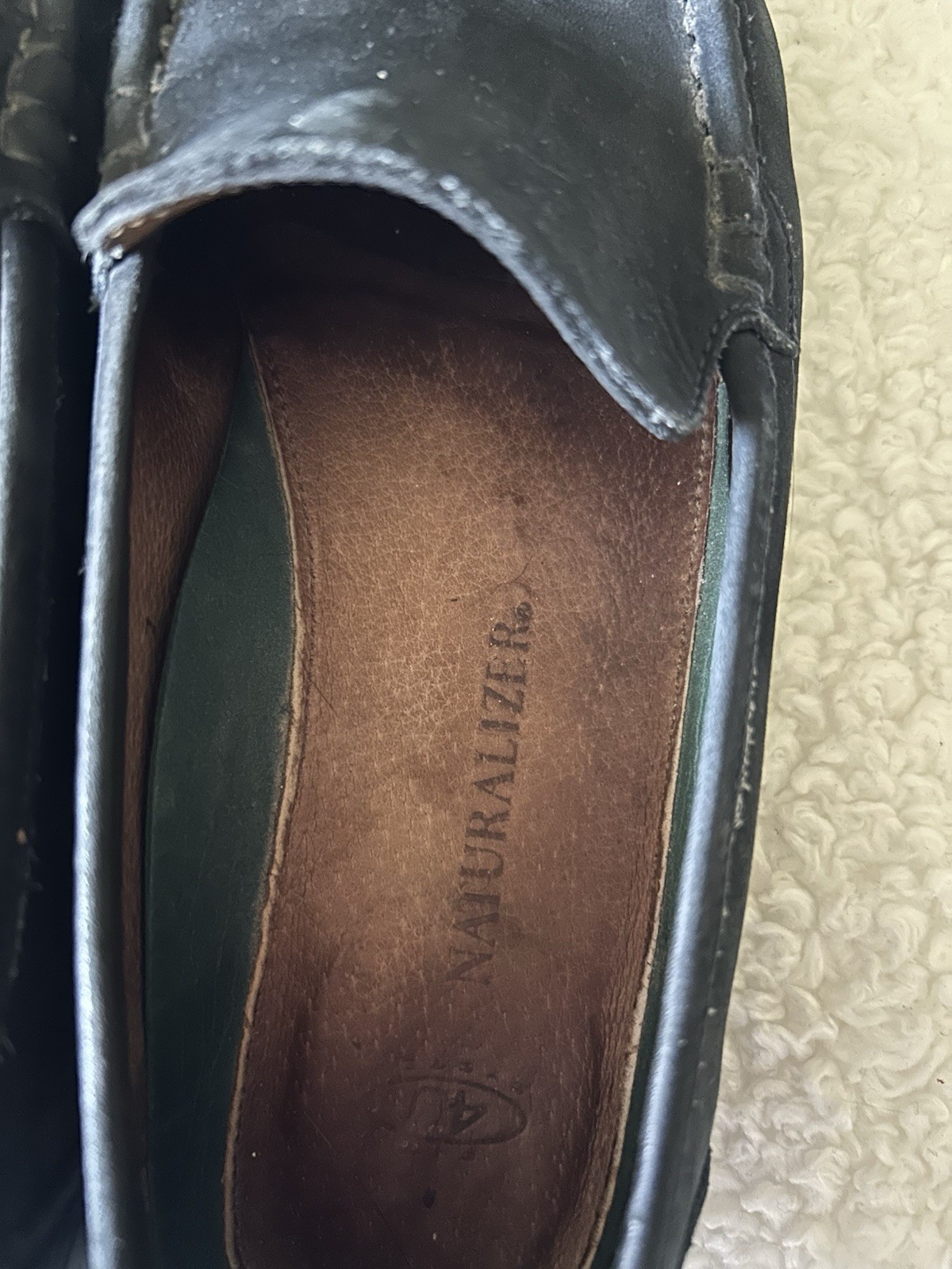 Naturalizer Women’s navy Leather Slip-On Loafer Flats Round Toe US 9.5 M