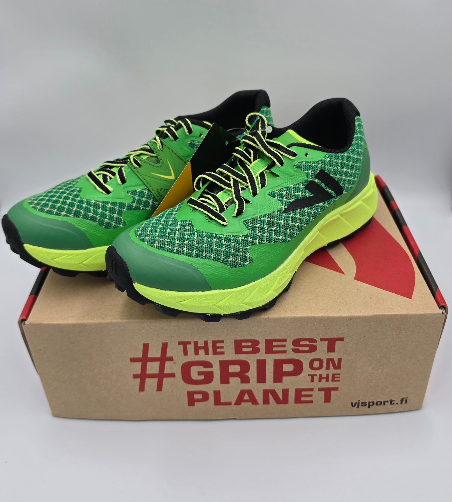 VJ Ultra Trail Running Shoes 6W 4.5Y Green Butyl Rubber EU 36 Finland New