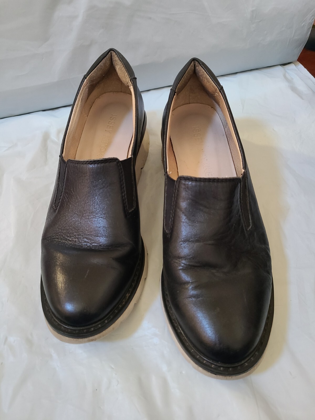 Issey Miyake Leather Slip-On Loafers W/Wood Inset AJ302 24.0 cm Women’s 7.5