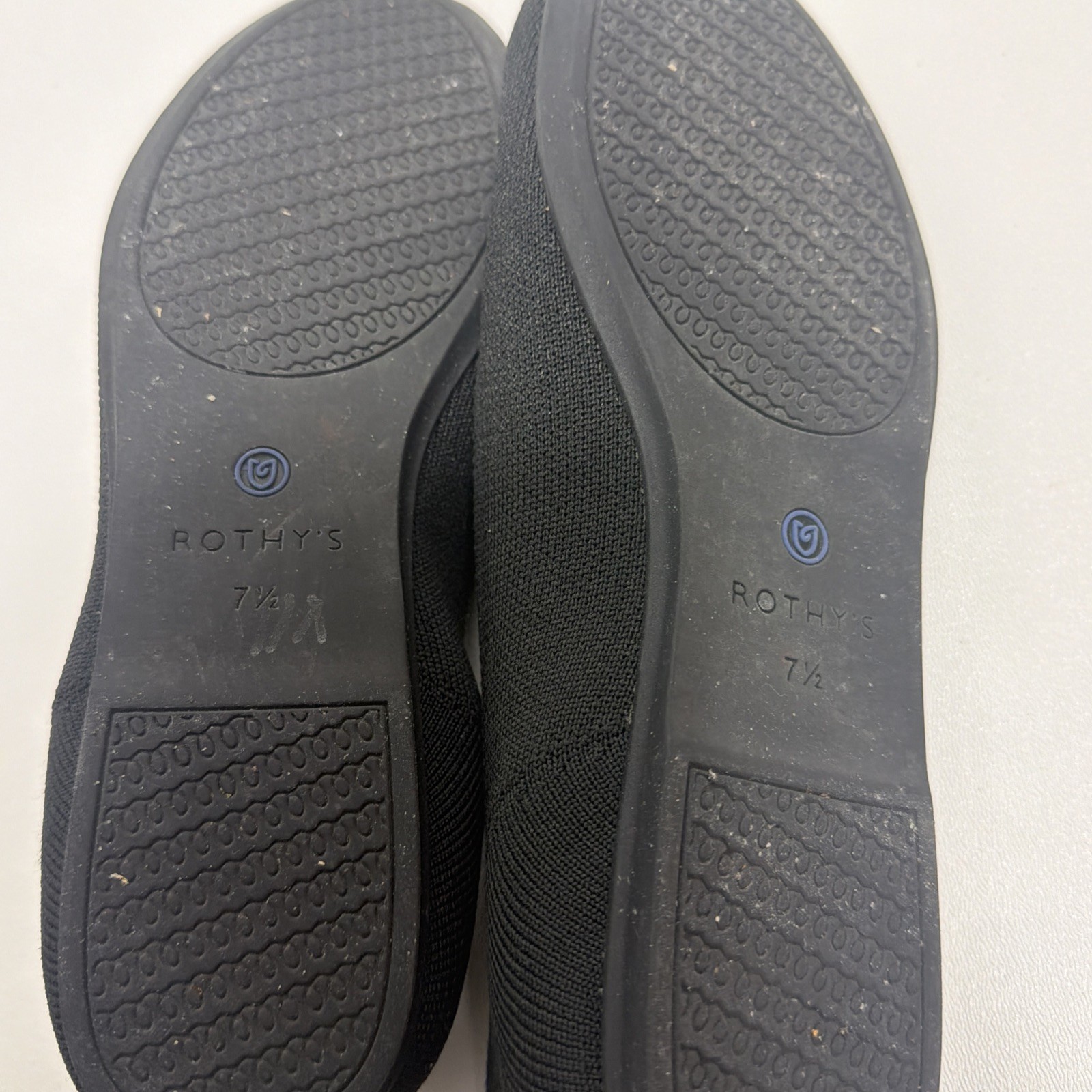 Rothy’s The Loafer Black Solid Knit Fabric Slip On Flats Round Toe Women’s 7.5