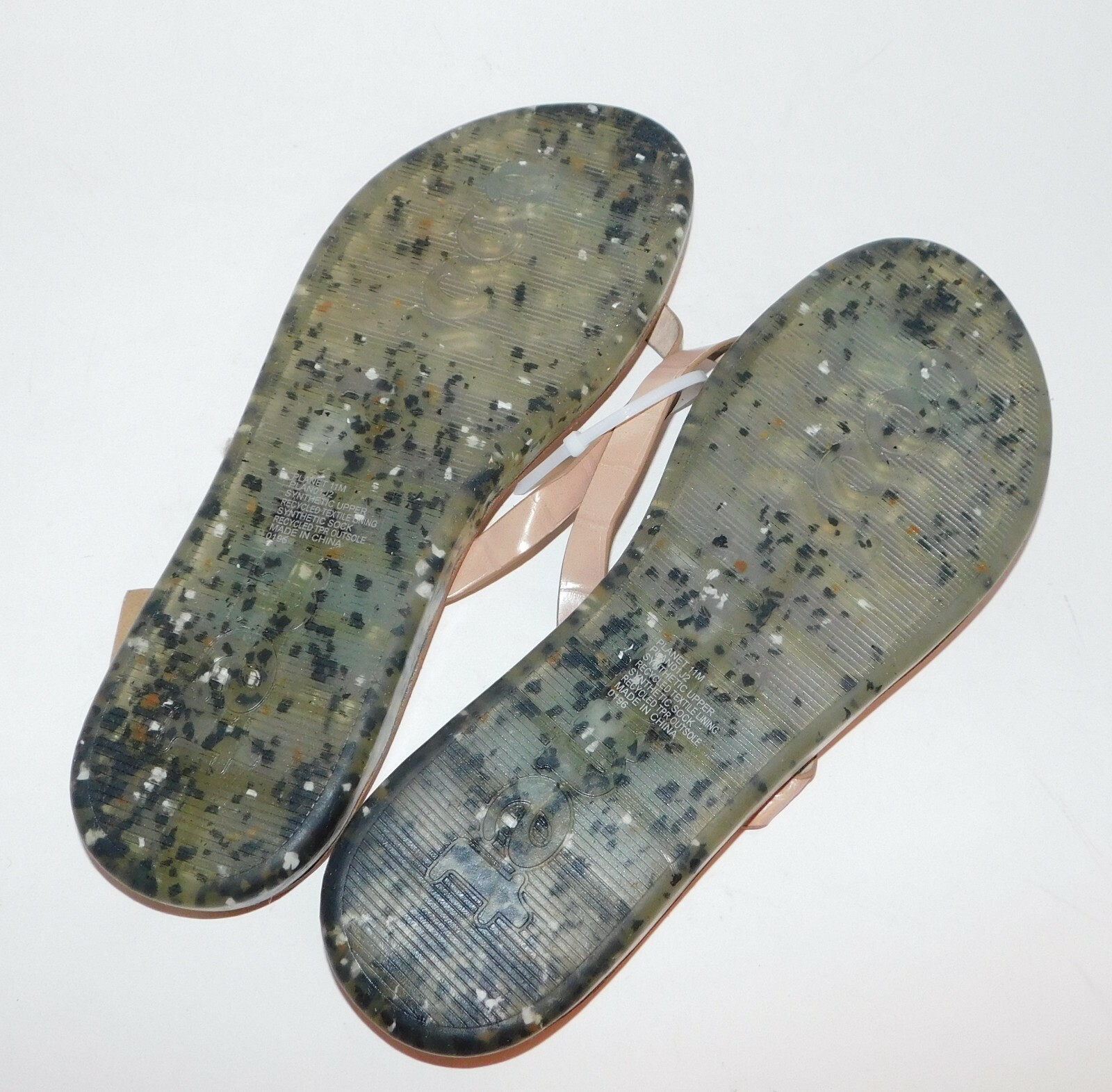 COOL PLANET by Steve Madden Tan Thong Sandals Eco Friendly Flip Flop 11