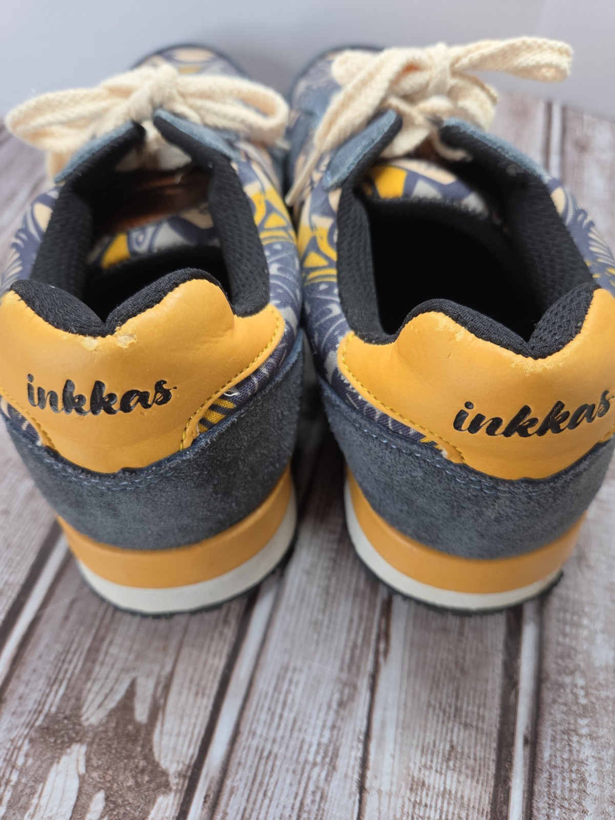 Inkkas Joggers Congo Mustard Sneakers Womens 7 Mens 5 GUC