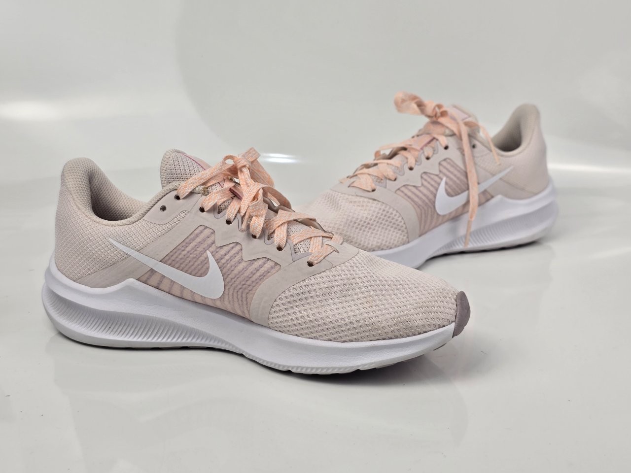 Nike Downshifter 11 Women’s Pink Mesh Running Shoes US Size 6