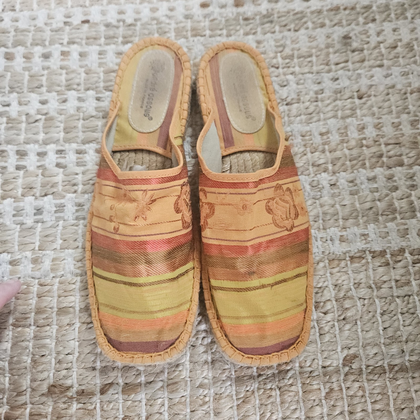 Vintage 90s André Assous Tapestry Espadrille Mules Made in France Brocade Luxury