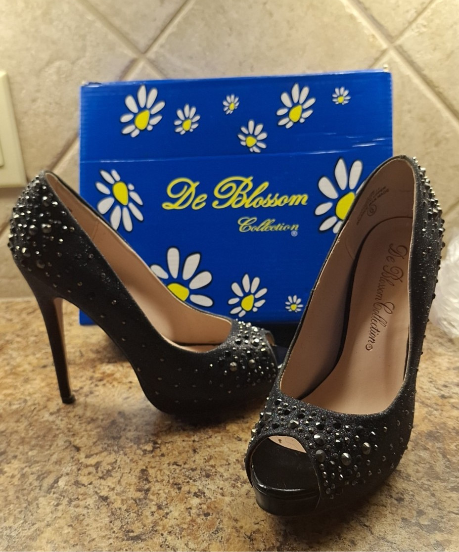 De Blossom black sparkly high heels size 6.5 with rhinestones Worn Once!!!!