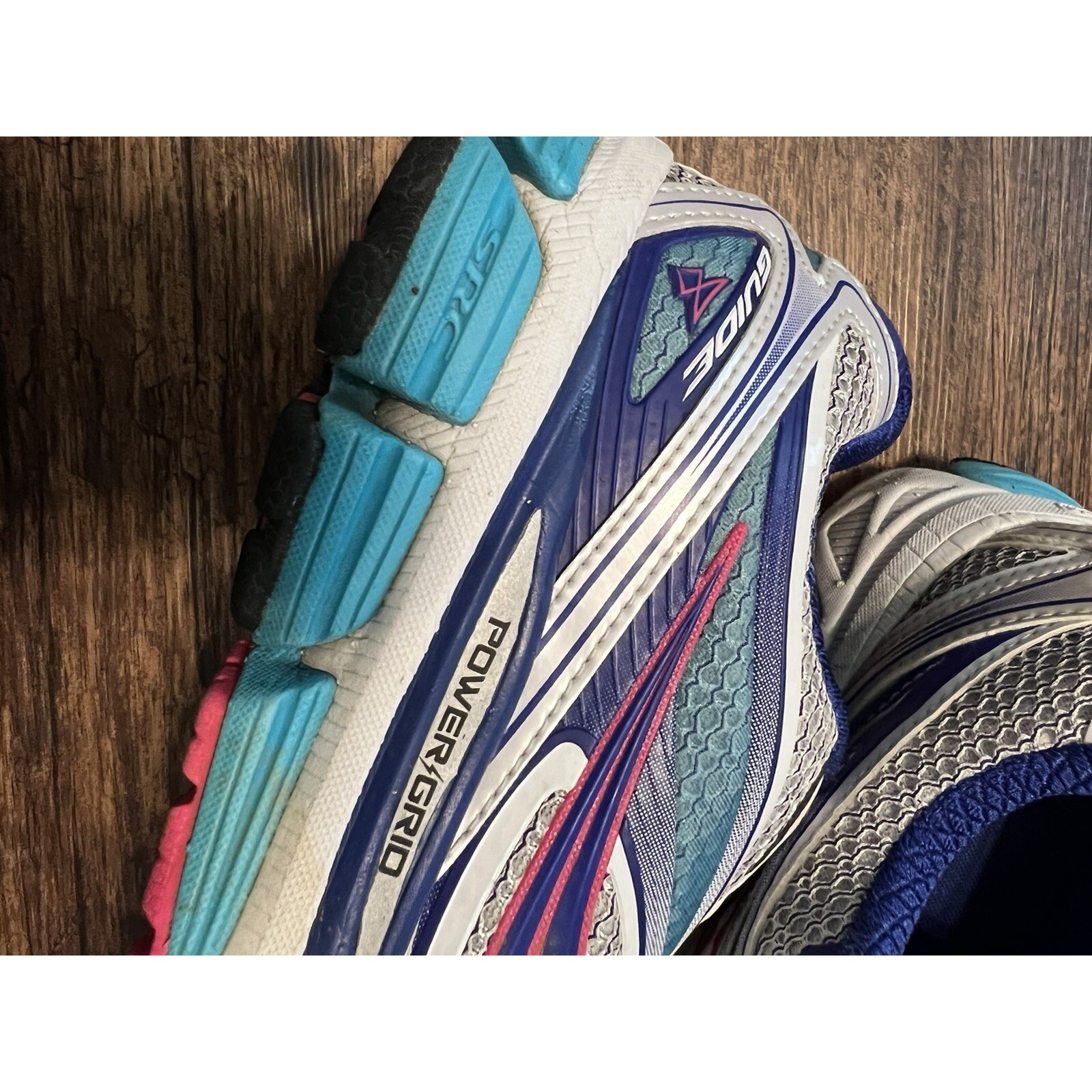 Saucony Guide Women’s Size US 10.5 UK 8.5Narrow Sneakers Power/Grid 8 mm Offset