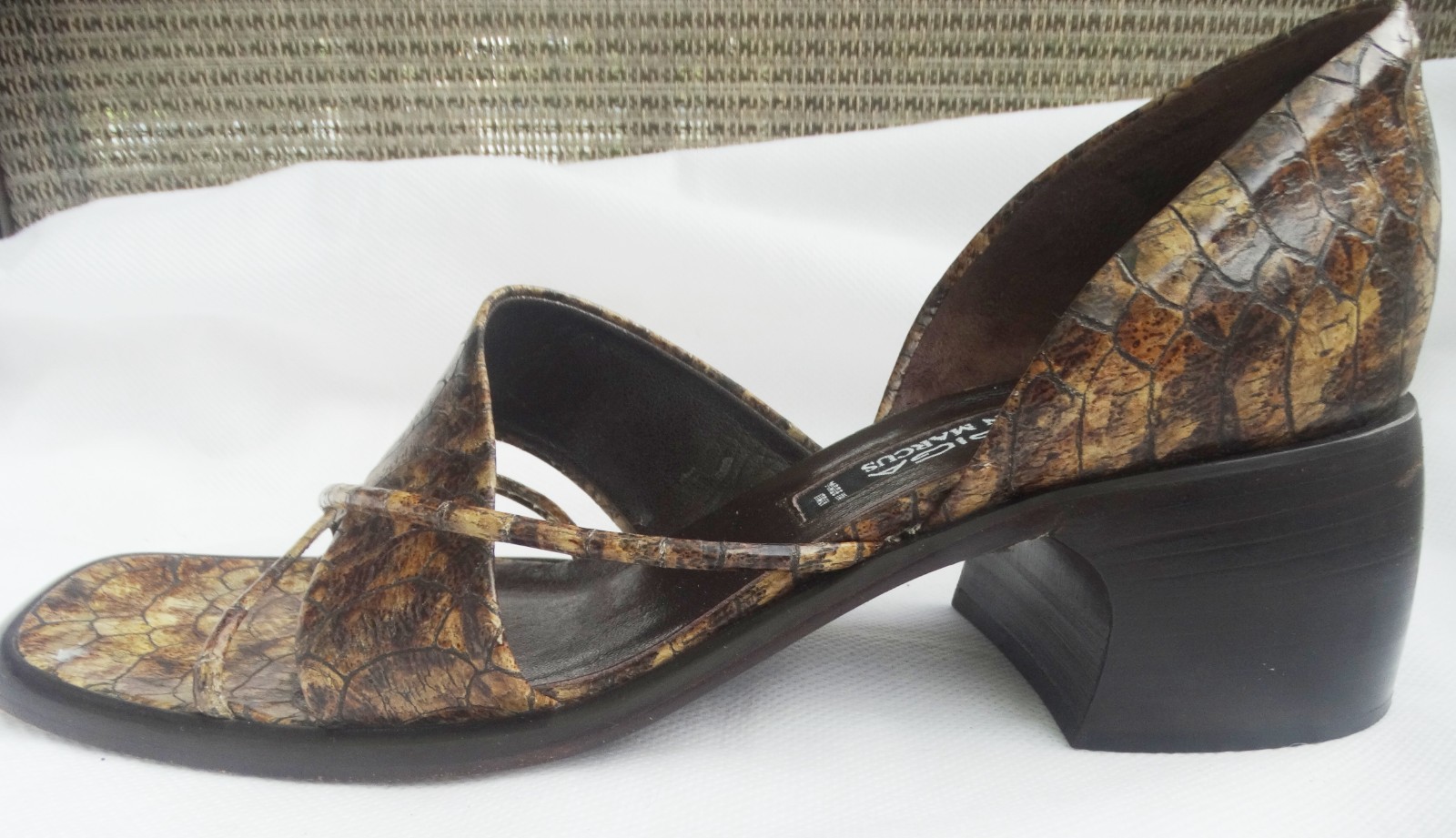 Via Spiga Neiman Marcus Shoes Size 8M Brown Leather Block Heel Sandals ITALY