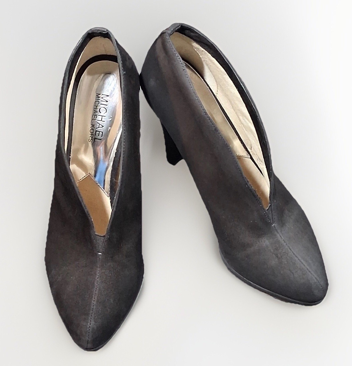 Michael Michael Kors Black Suede V-Cut Platform Booties Pointed Toe Heels 8.5M