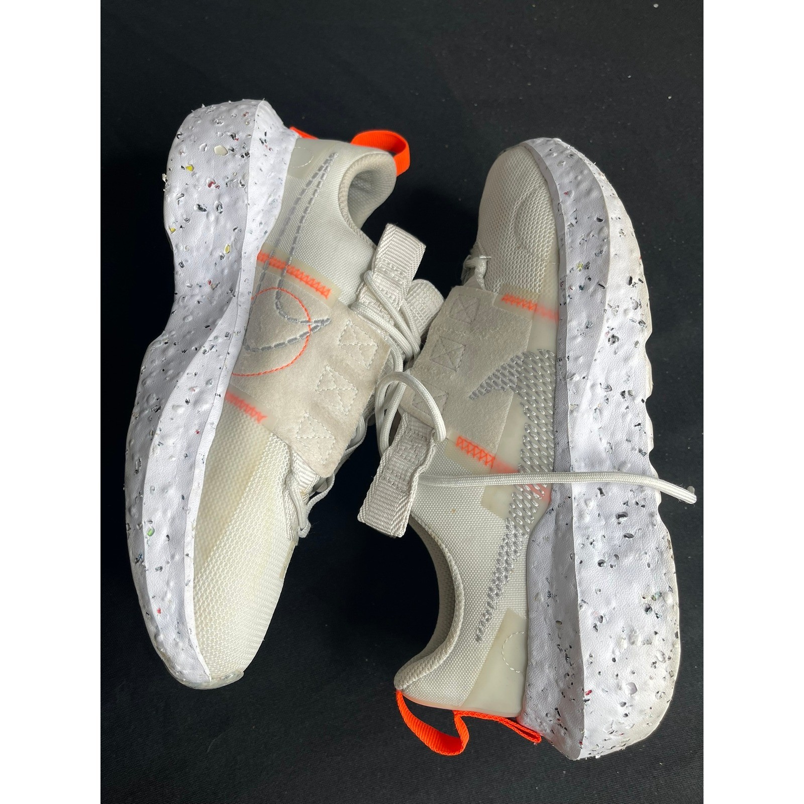 Nike Space Hippie 04 Sail Total Orange Womens 8 Running Shoes CW2386-100
