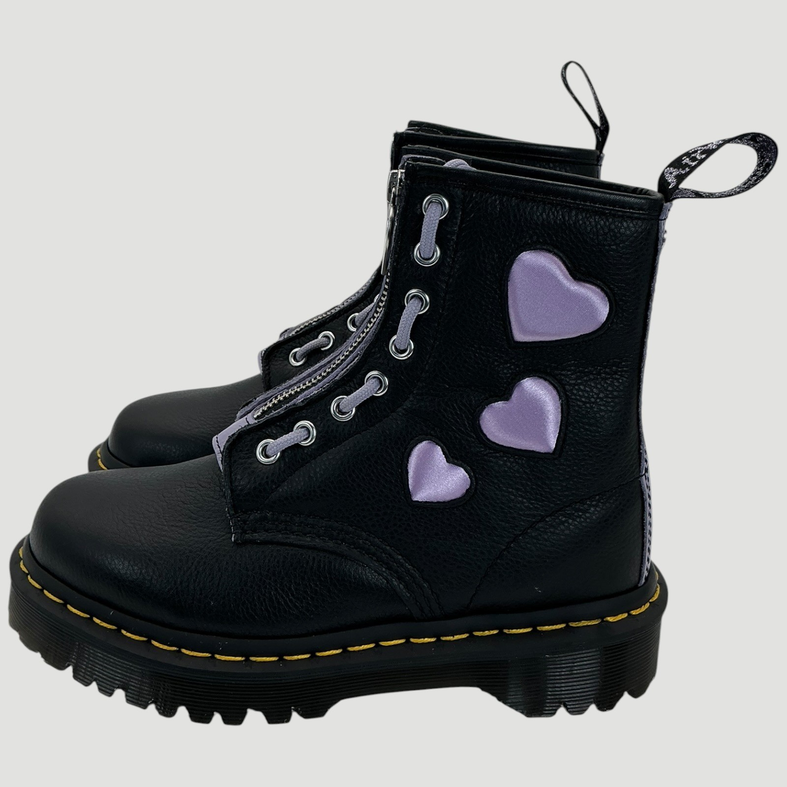 Dr. Martens 1460 8-Eye Zip Heart Women’s Size 6 Black Leather Boots NIB