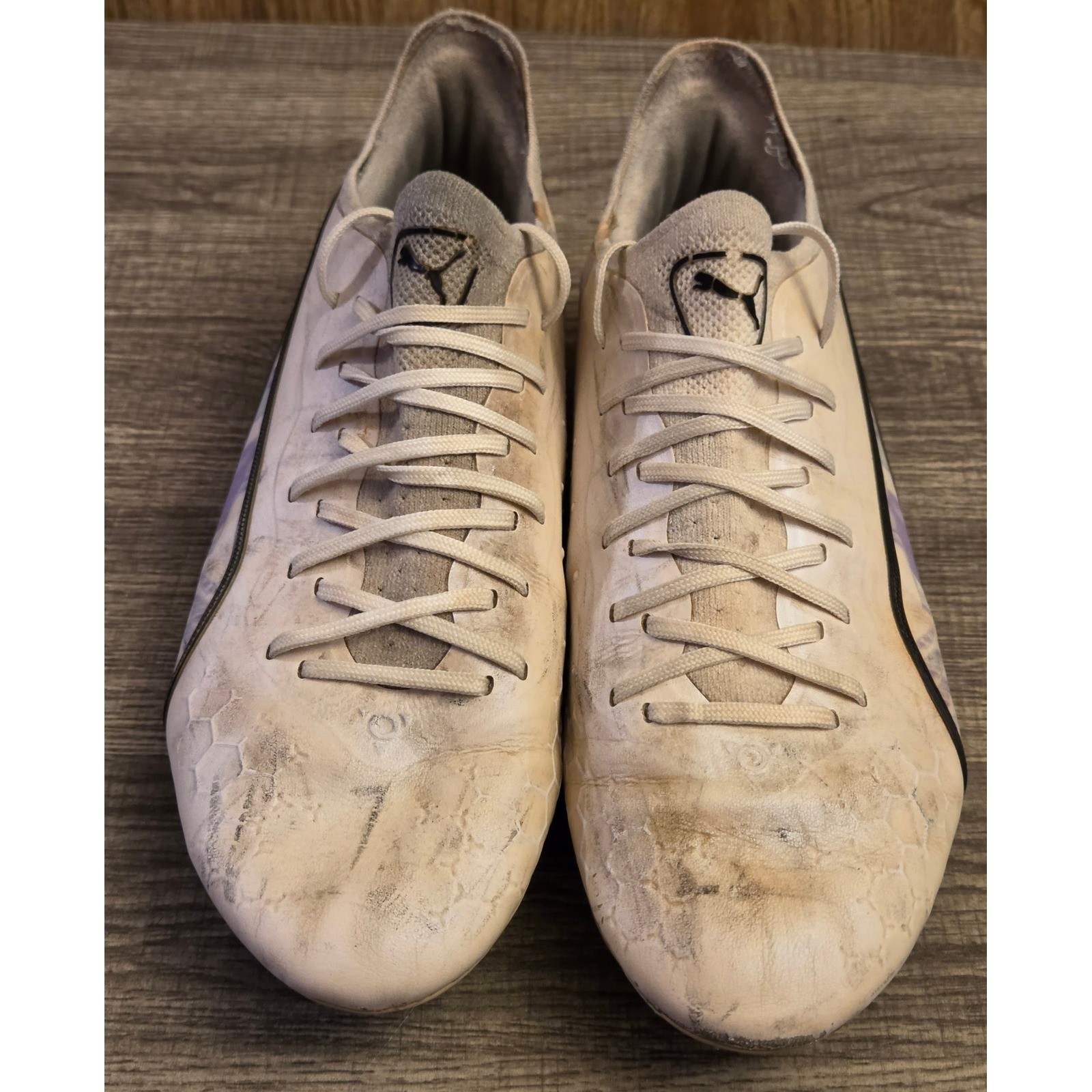 Puma King Ultimate Brilliance Soccer Cleats Womens Size 8.5 White