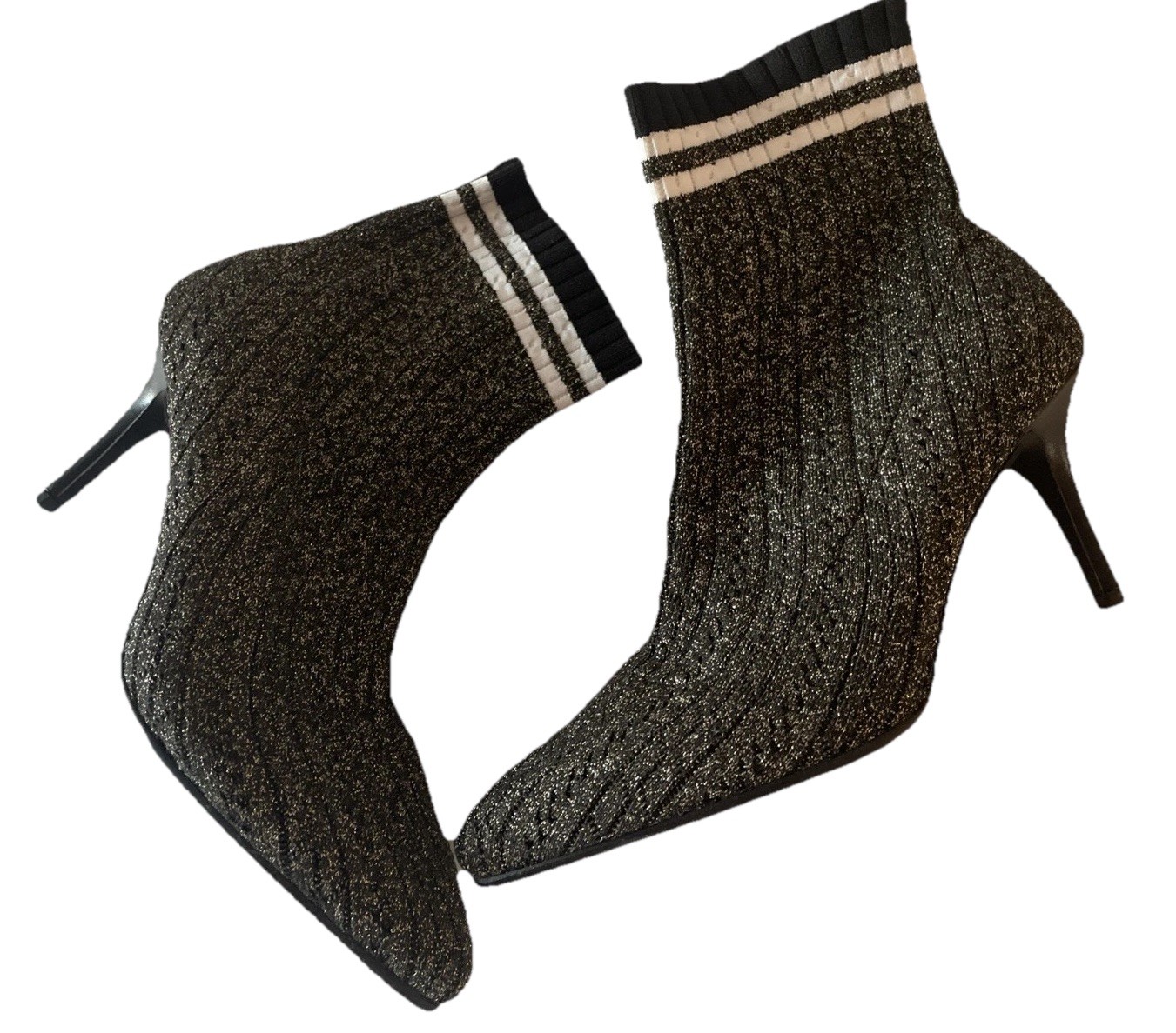 New $575 Stuart Weitzman Waverly Black Gold Sock Bootie Women’s Sz 8