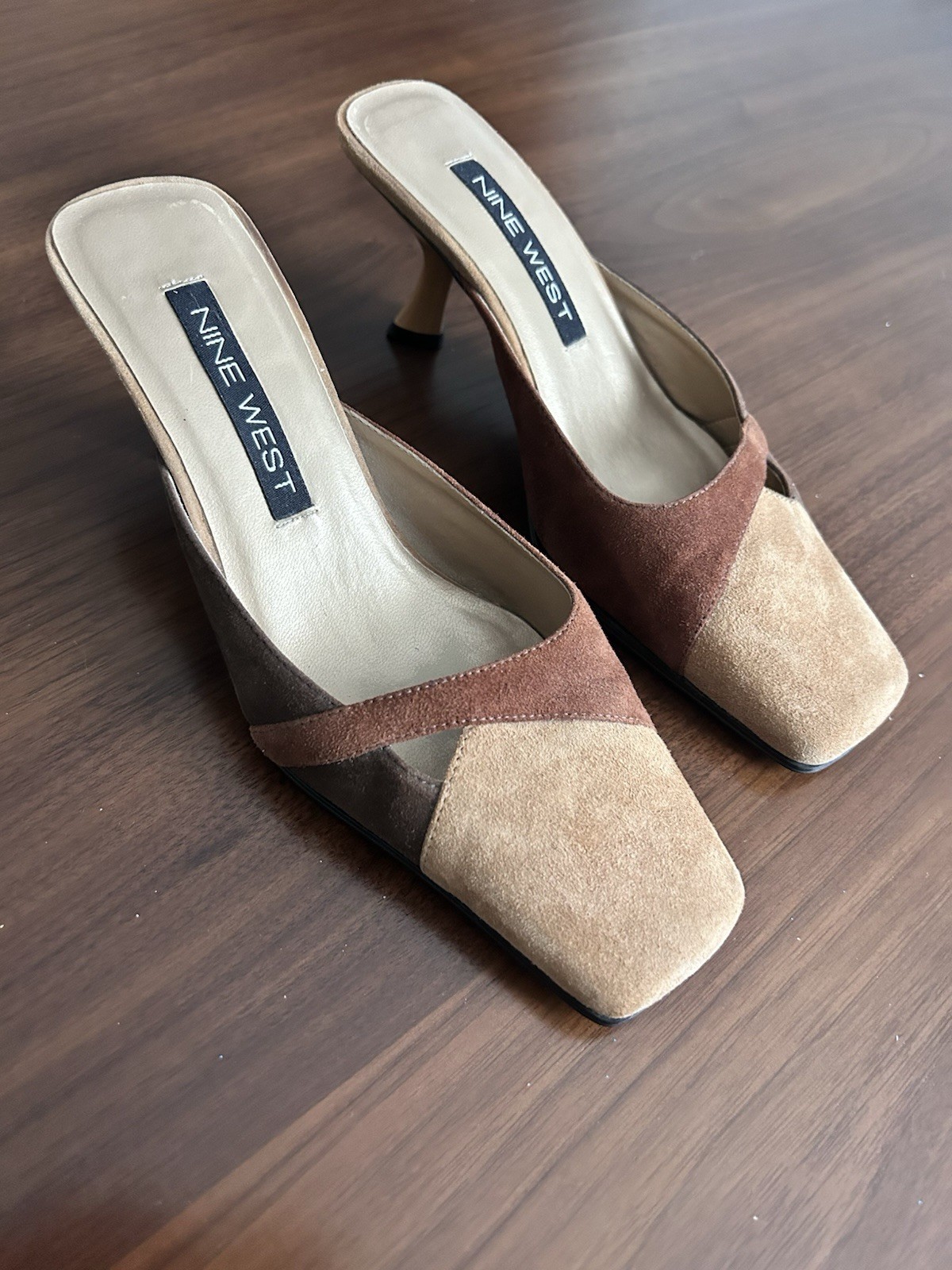 Nine West Women’s Suede Colorblock Mule Square Toe Slip-On Beige/Brown 5.5M