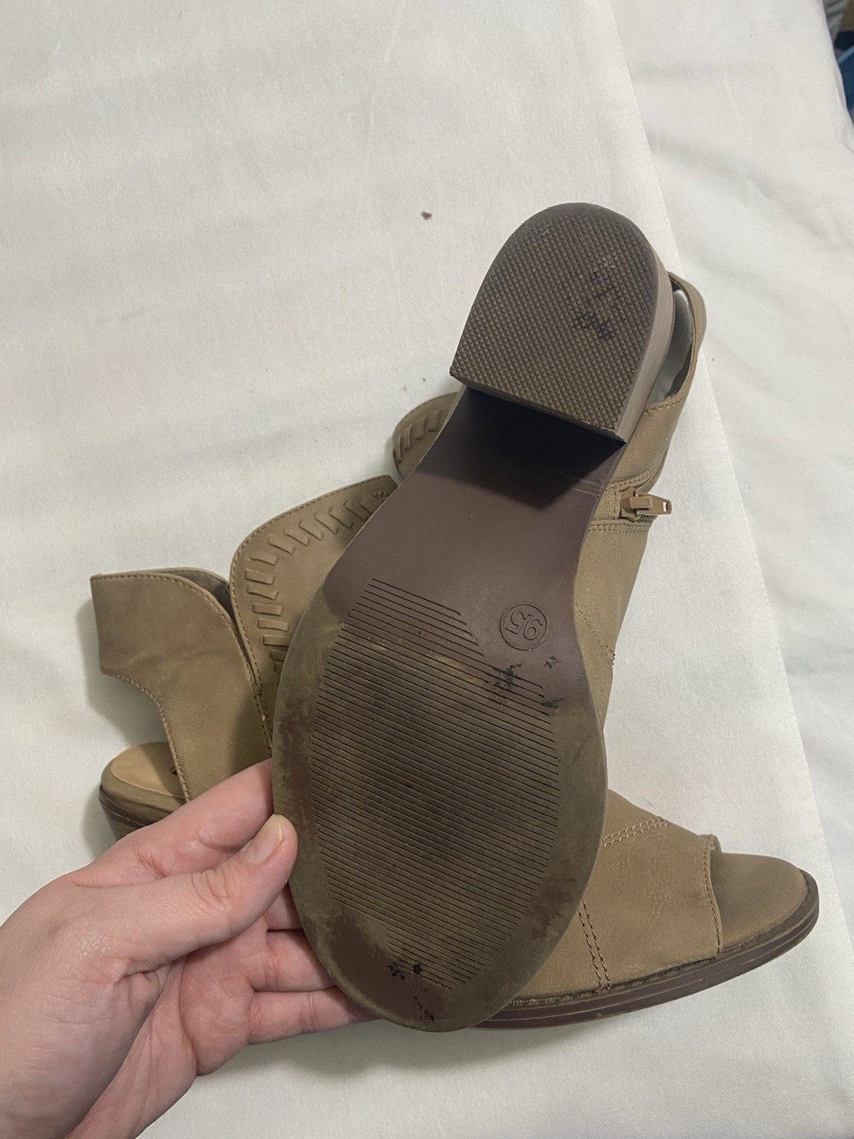 David Aaron Womens Peep Toe Bootie Heels Tan Western Size 9.5 Block Heel