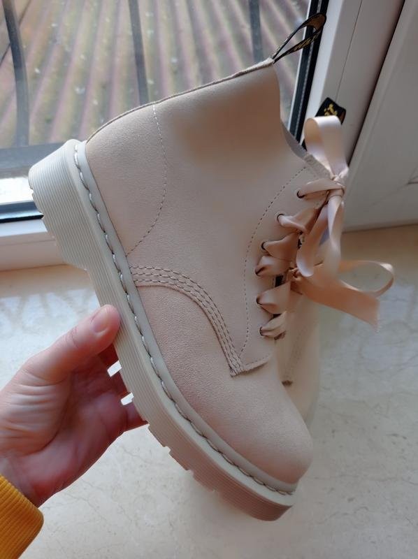 Women Dr Martens boots beige suede 38 #3K46