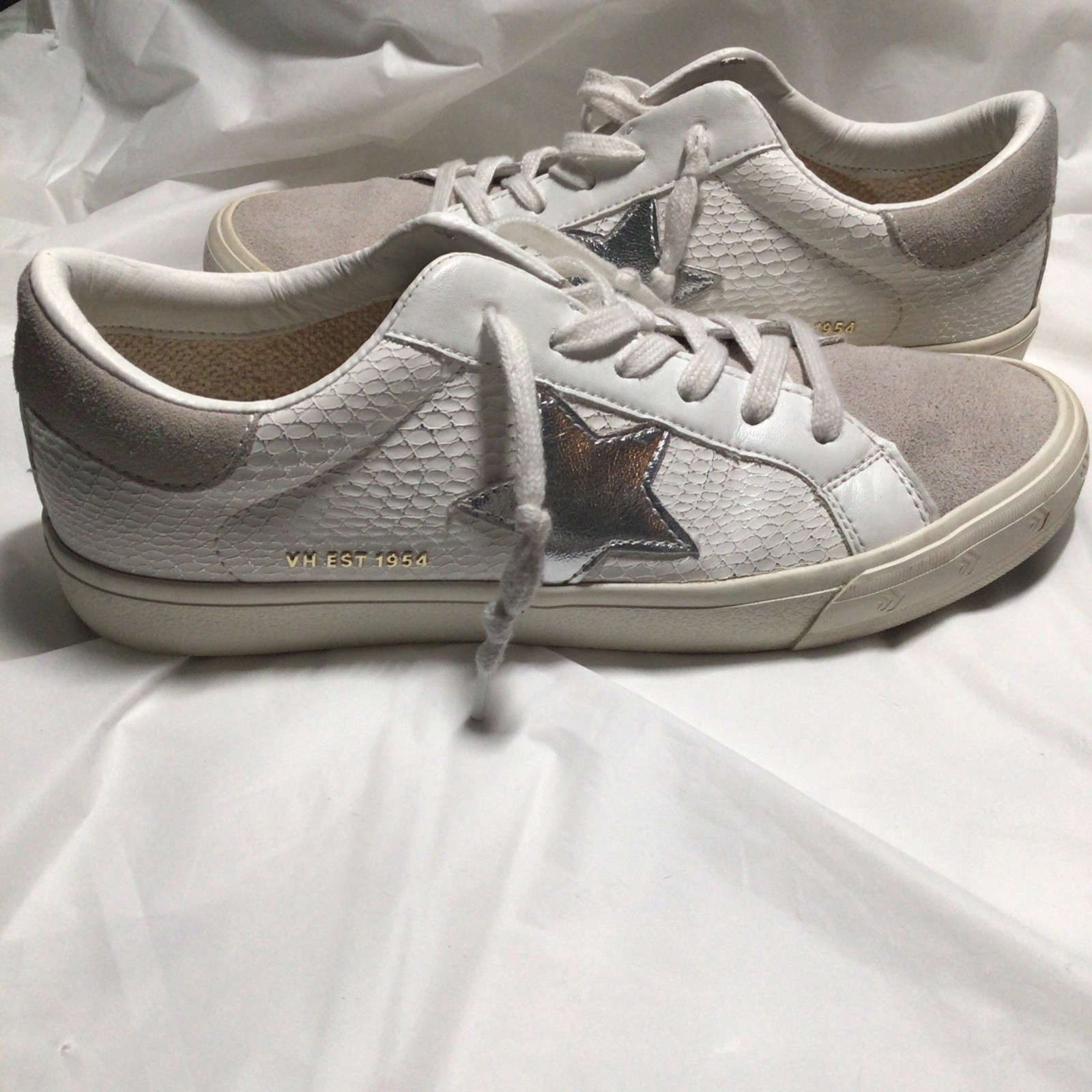 Womens Vintage Havana Silver Snake Sneaker with greige suede-like fabric size 10