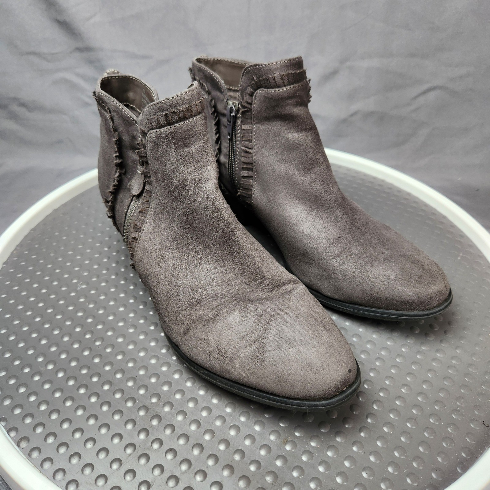 MIA Mable Vegan Suede Ankle Booties Gray Fringe Womens Size 11M Zip Casual Boots