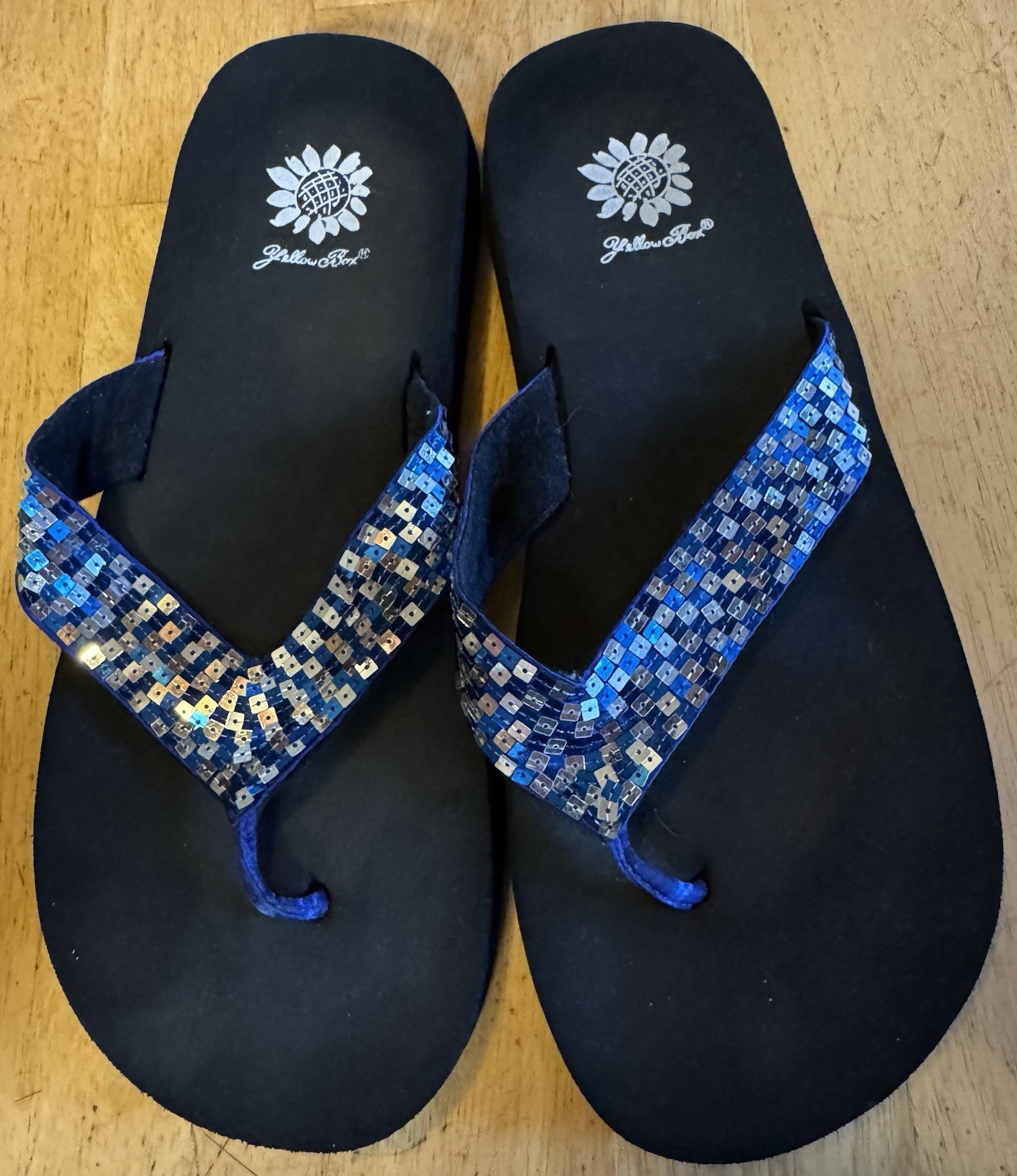 Yellow Box Blue & Silver Sequin Strap Flip Flops Sandals Women’s Size 10