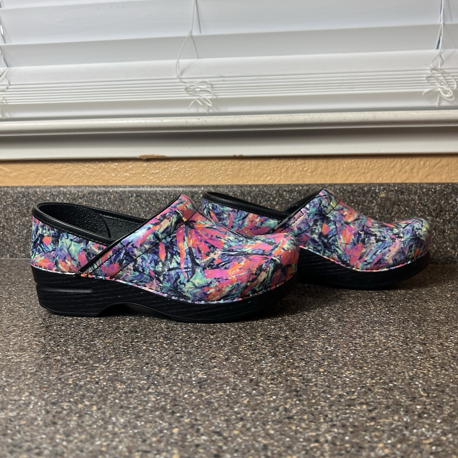 Dansko Leather Clogs Glossy Multicolor Women’s EU 37 US 6-6.5 Slip On Work Shoes
