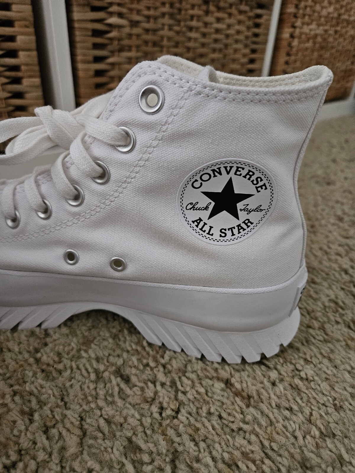 Converse Chuck Taylor All Star Shoe High Top Sz 9.5 More Size Info In Pix