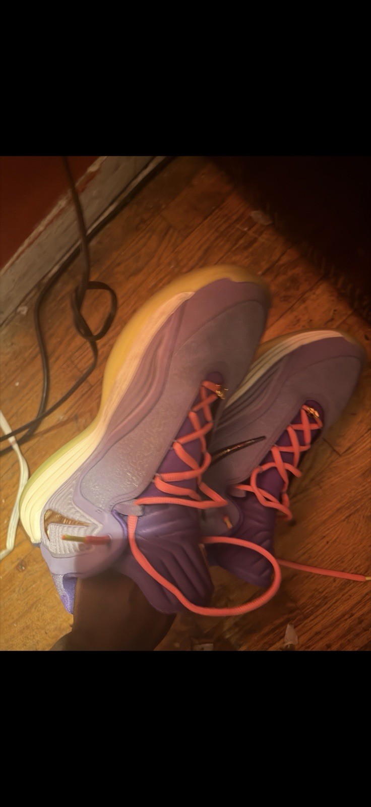 Men’s Purple/Pink Low Top Lace-Up Athletic Sneakers with Pink Laces