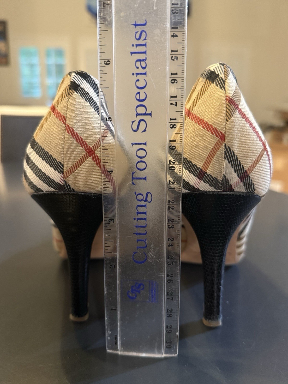Authentic Vintage Burberry Women’s Size 39 / US 9 Nova Check High Heels