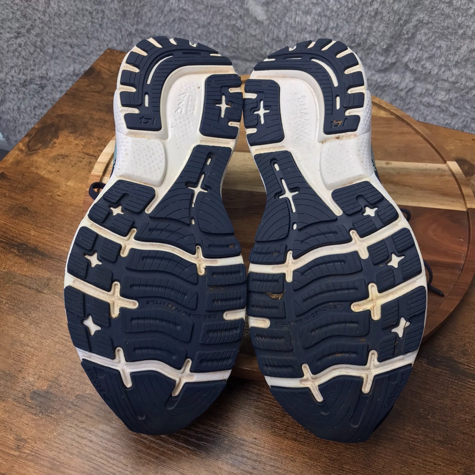 Brooks Ghost 14 Womens 10B Blue/Navy Road Running Sneakers Casual Gym Shoes