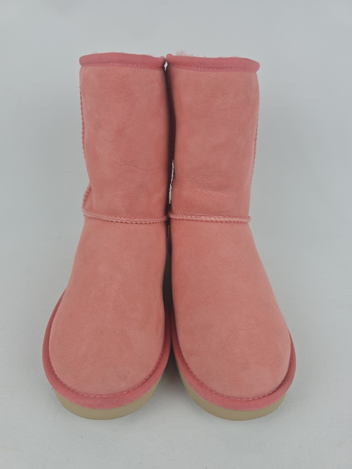 UGG Classic Short II Pink Blossom Suede Fur Boots Womens Size 8