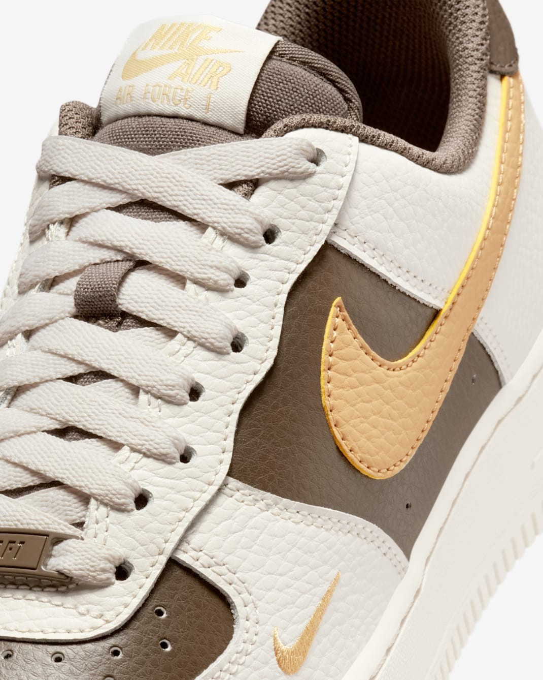 NIKE Women’s Air Force 1 ’07 LV8 IR0796-030 Phantom Ironstone Sesame