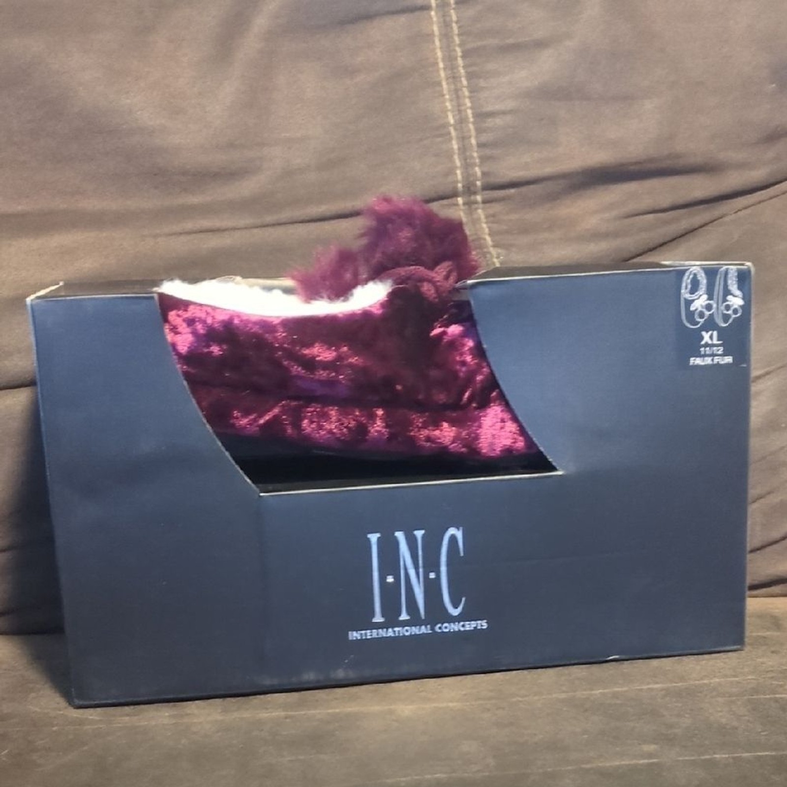 INC Burgundy Faux Fur Slippers Hard Sole Women’s XL NIB luxury soft